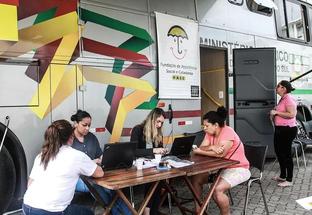 Atendimento da assistência social em unidade volante